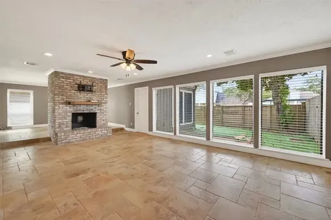 2810 Quail Hollow Drive Missouri City TX 77459