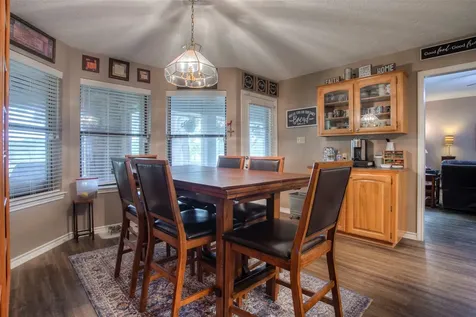 426 Brook Hollow Drive Huntsville TX 77340