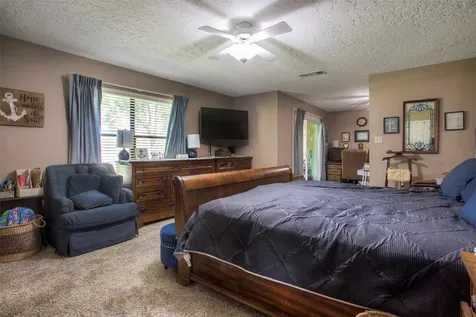 426 Brook Hollow Drive Huntsville TX 77340