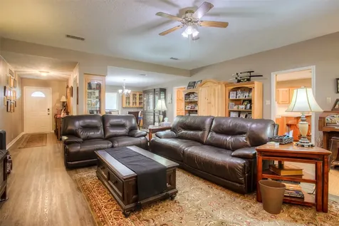 426 Brook Hollow Drive Huntsville TX 77340