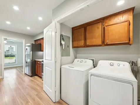 64 Hideaway Drive Friendswood TX 77546
