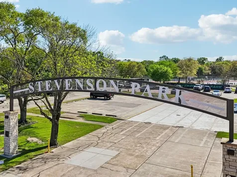 64 Hideaway Drive Friendswood TX 77546