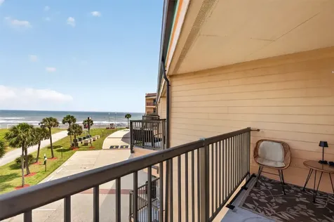 9520 Seawall Boulevard 320 Galveston TX 77554