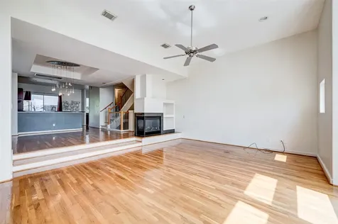 1729 Reinerman Street Houston TX 77007
