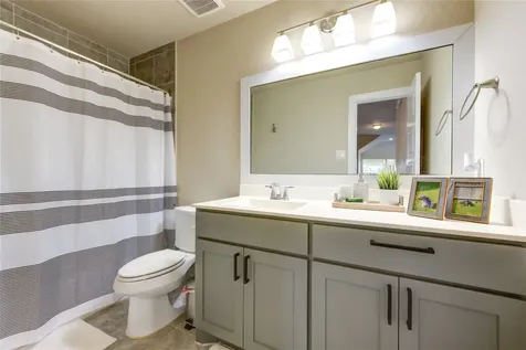 2415 Flowering Brook Lane Sugar Land TX 77479