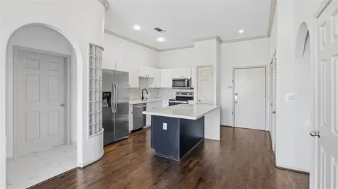 1441 East Street 202 Houston TX 77007