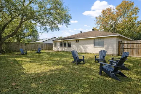327 Windward Drive League City TX 77573