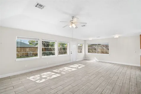 327 Windward Drive League City TX 77573