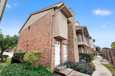 10615 Briar Forest Drive 802 Houston TX 77042