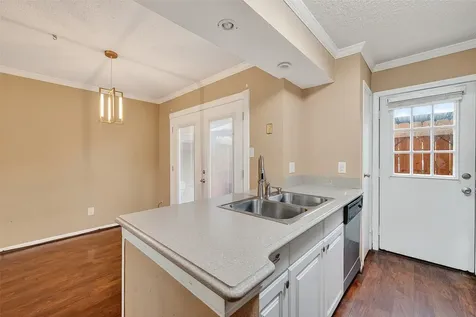 10615 Briar Forest Drive 802 Houston TX 77042