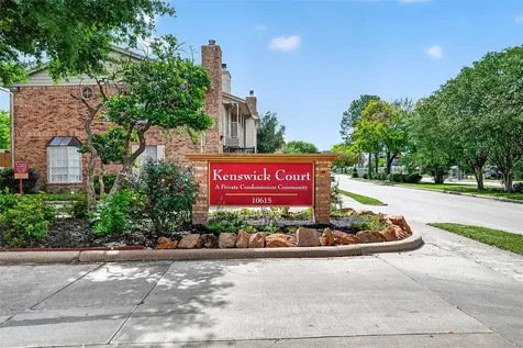 10615 Briar Forest Drive 802 Houston TX 77042