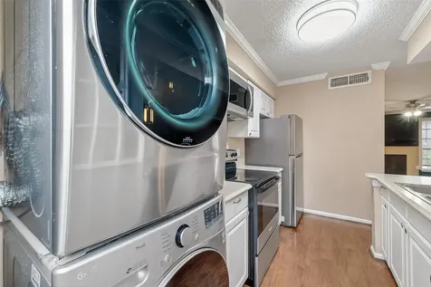 10615 Briar Forest Drive 802 Houston TX 77042