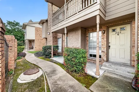 10615 Briar Forest Drive 802 Houston TX 77042