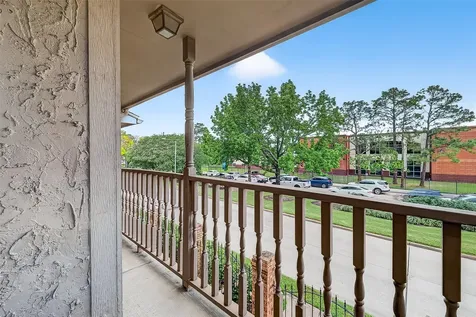 10615 Briar Forest Drive 802 Houston TX 77042