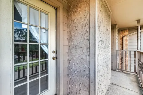 10615 Briar Forest Drive 802 Houston TX 77042