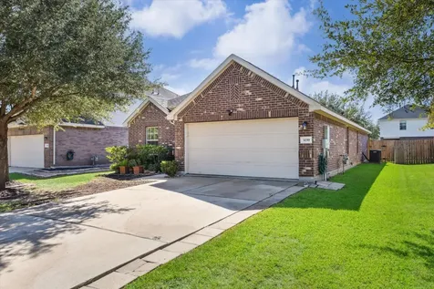 3039 Boxwood Springs Lane Dickinson TX 77539