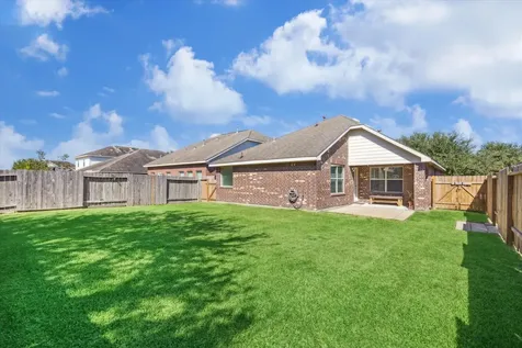 3039 Boxwood Springs Lane Dickinson TX 77539