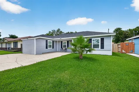3319 Suiter Way Pasadena TX 77503