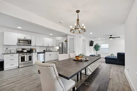 3319 Suiter Way Pasadena TX 77503