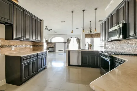 4111 Clubhollow Katy TX 77450