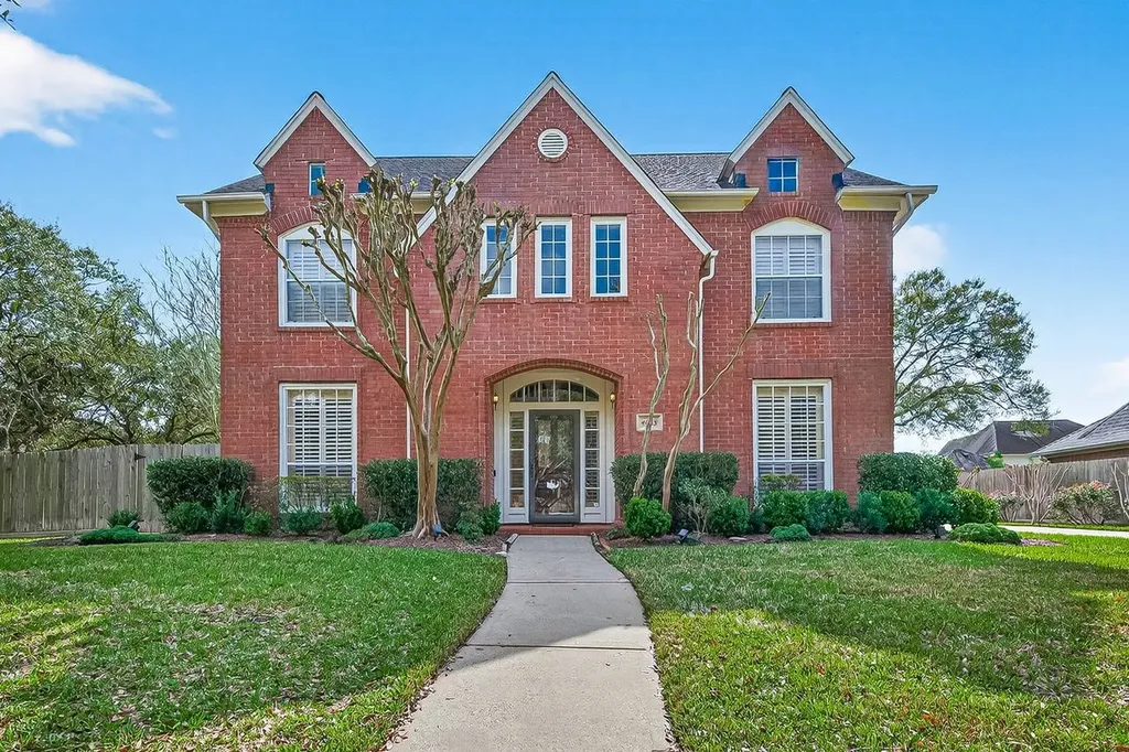 4003 Misty Morn Lane Sugar Land TX 77479