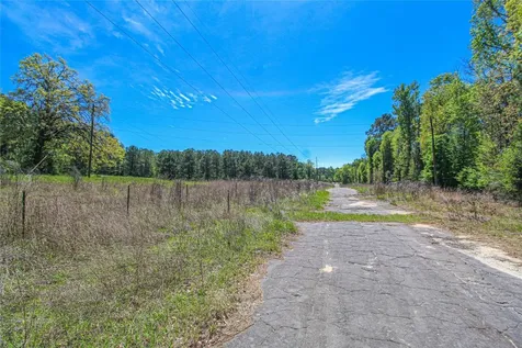 280-1 Waka Livingston TX 77351
