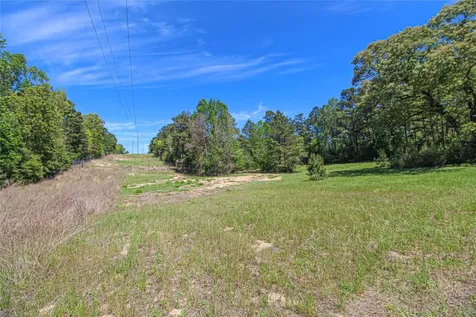 280-1 Waka Livingston TX 77351