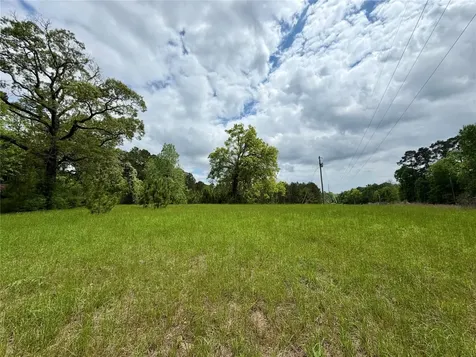 280-1 Waka Livingston TX 77351
