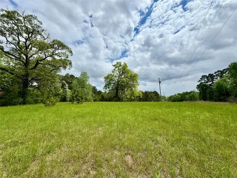 280-1 Waka Livingston TX 77351