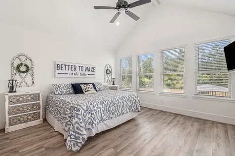 111 Seagull Path Point Blank TX 77364