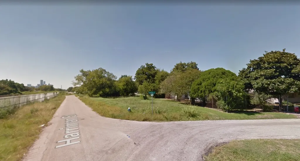 2201 Lucas Street Houston TX 77026