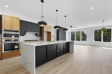1906 Leath Street Dallas TX 75212