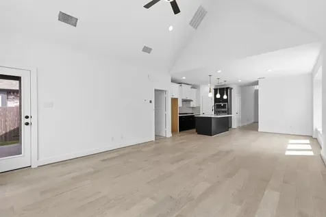 5115 Getty Lane Iowa Colony TX 77583