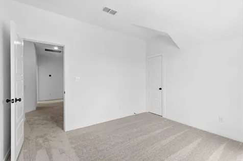 5115 Getty Lane Iowa Colony TX 77583