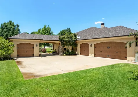 7120 Nottaway Drive Tyler TX 75703