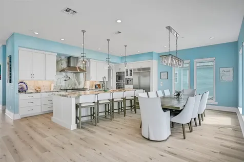 11391 Beachside Drive Galveston TX 77554