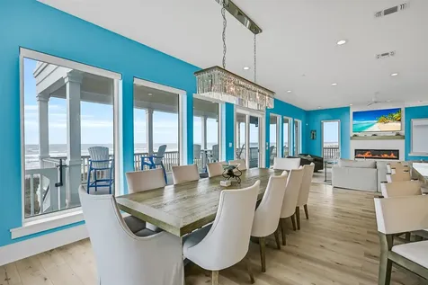 11391 Beachside Drive Galveston TX 77554