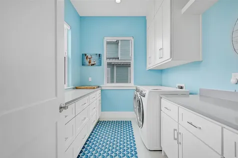 11391 Beachside Drive Galveston TX 77554
