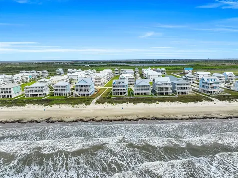 11391 Beachside Drive Galveston TX 77554