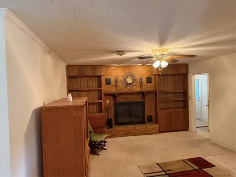 285 Meadowview Drive El Campo TX 77437