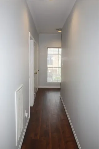 3206 E Park At Beverly Hills Houston TX 77057