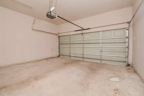 3206 E Park At Beverly Hills Houston TX 77057