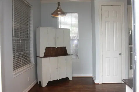 3206 E Park At Beverly Hills Houston TX 77057