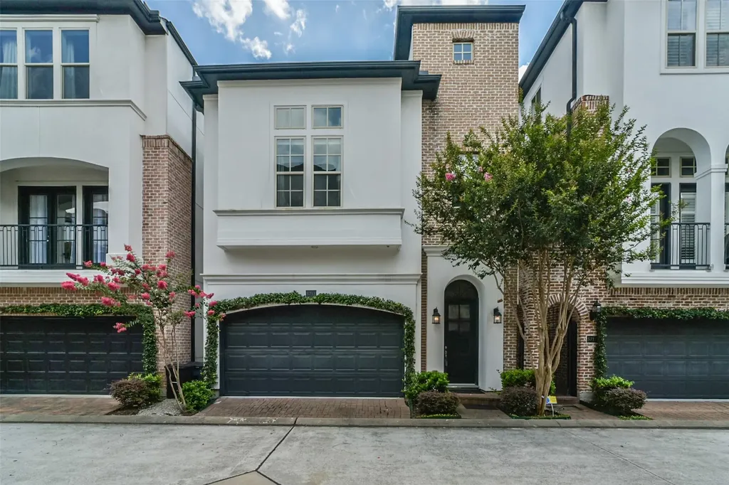5715 Arabelle Lake Street Houston TX 77007