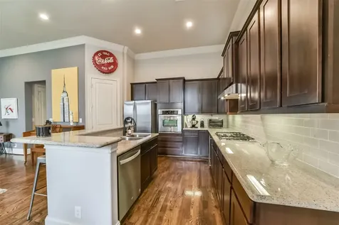 5715 Arabelle Lake Street Houston TX 77007