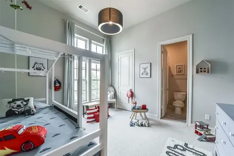 5715 Arabelle Lake Street Houston TX 77007