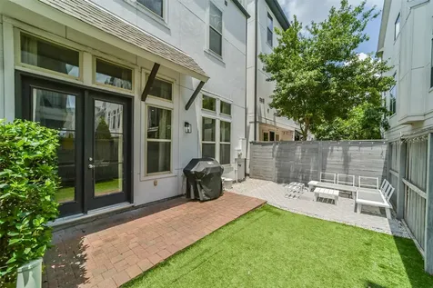 5715 Arabelle Lake Street Houston TX 77007