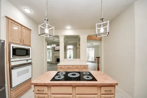 1123 Spinnaker Way Sugar Land TX 77498
