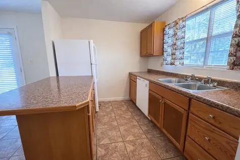 612 Harvey Street Clute TX 77531