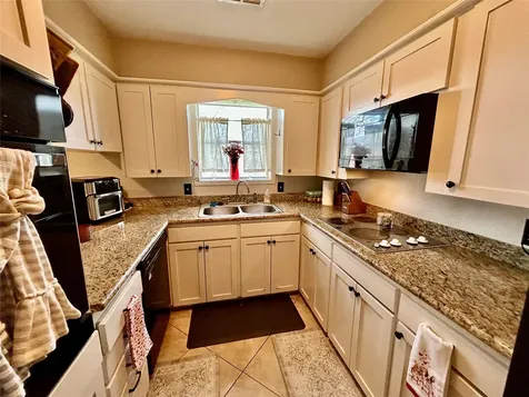 4108 Crescent Drive Bay City TX 77414